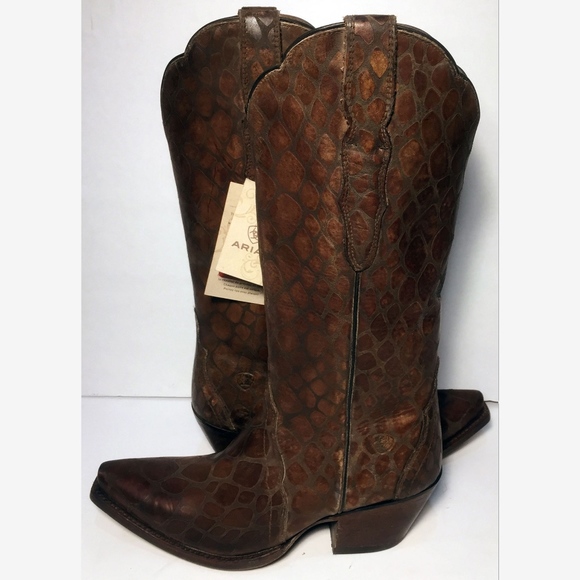 Ariat Shoes - Ariat Antebellum Croc Brown Cowgirl Size 8.5